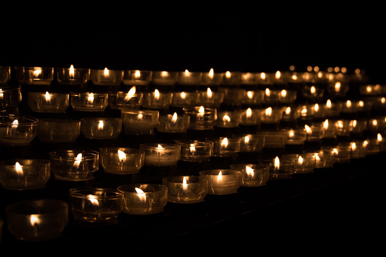 Velas en misa funeral